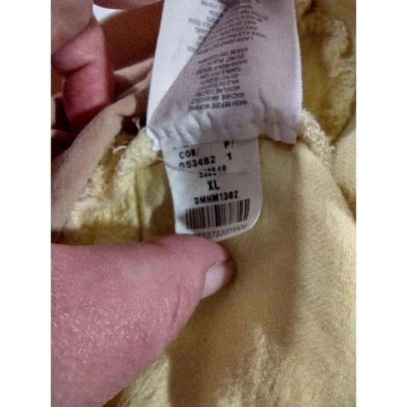 Indigo Blue yellow denim maternity shorts - Picture 7 of 8